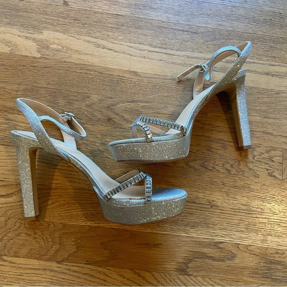 Jewel Badgley Mischka euc super